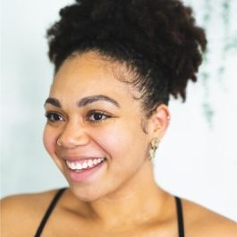 Image of Nia Darville